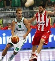 Ο Παναθηναϊκός νίκησε τον Ολυμπιακό 77-67 στο ΣΕΦ